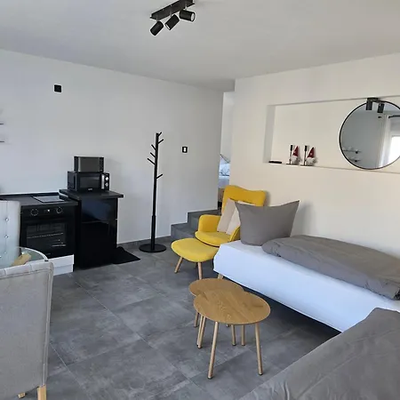 Zur Alt Ave Appartement *