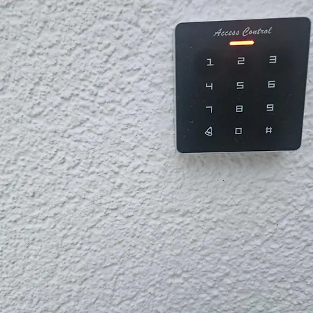 Zur Alt Ave *